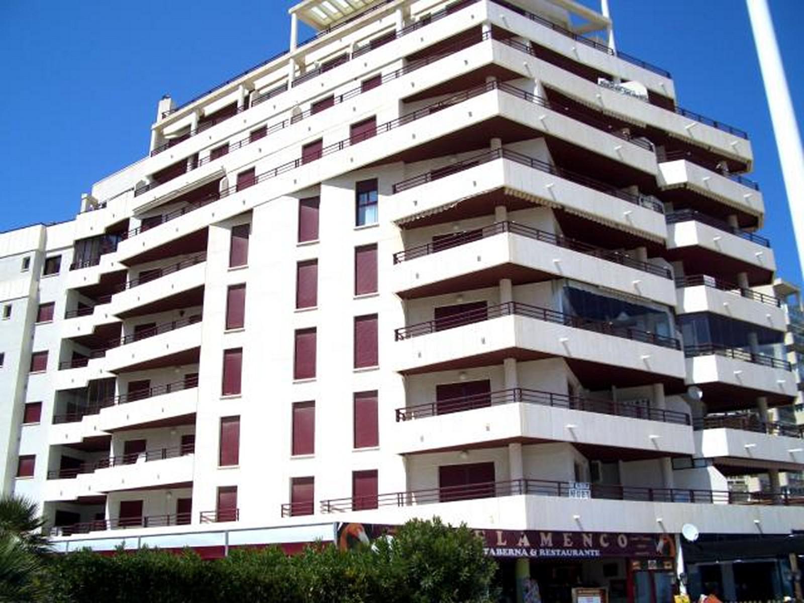 Apartment with air conditioned -
                                      Calpe -
                                      3 bedrooms -
                                      6 persons