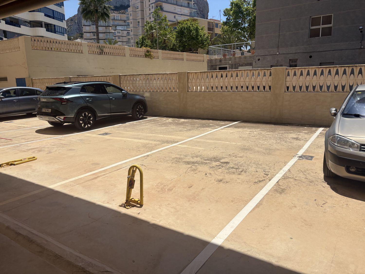 Parking -
                                            Calpe -
                                            0 bedrooms -
                                            0 persons